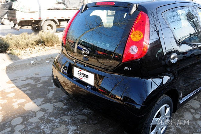 2012款 1.0L 鉉酷型