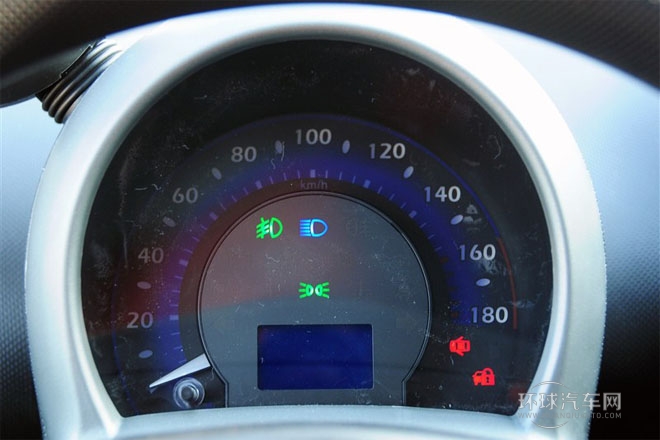 2012款 1.0L 悅酷型