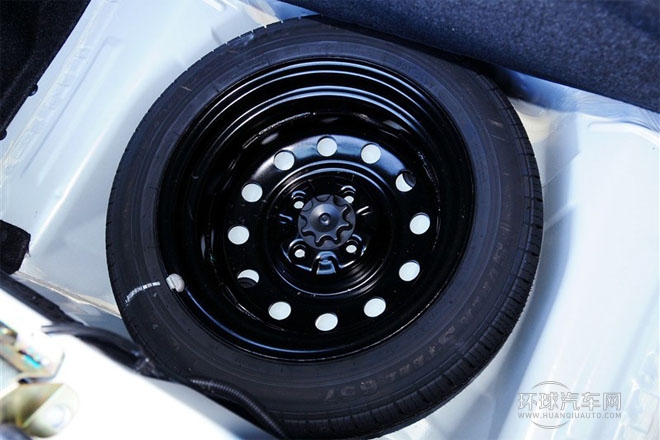 2012款 1.0L 悅酷型