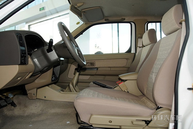 2013款 2.4L汽油兩驅豪華型ZG24