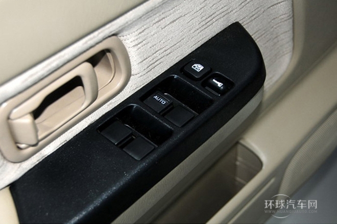 2013款 2.4L汽油四驅標準型ZG24