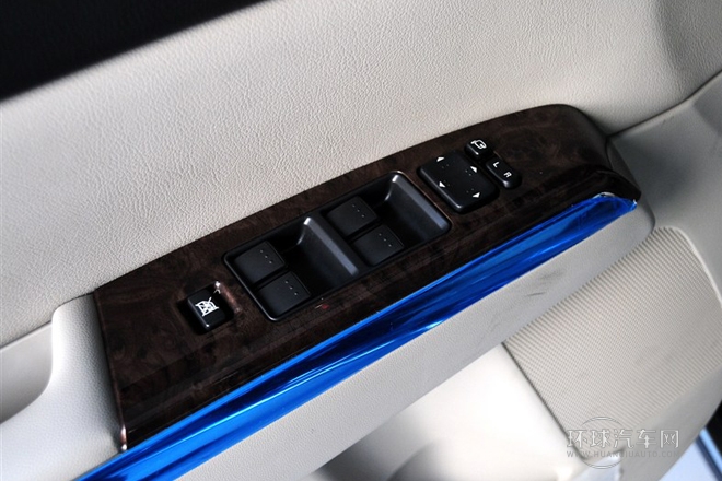 2013款 2.5L 至尊版