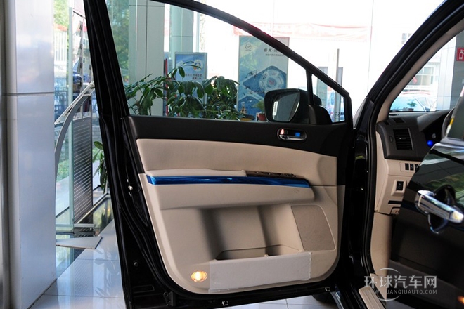 2013款 2.5L 至尊版