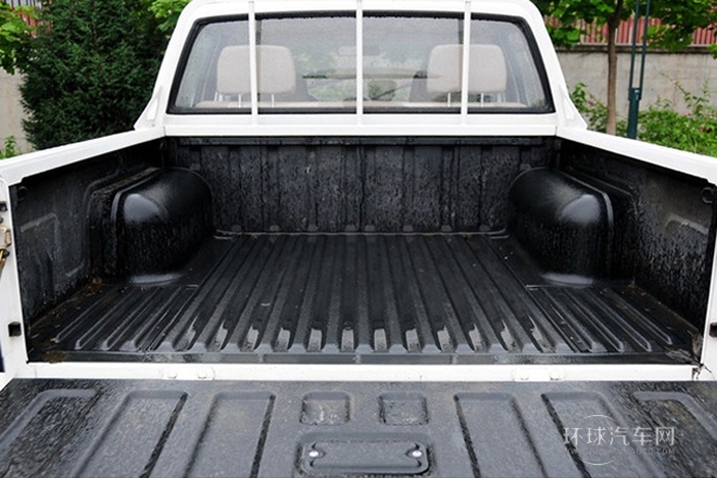 2013款 2.2T柴油兩驅標準型ZD22TE