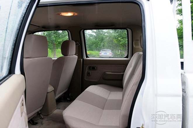 2013款 2.2T柴油兩驅標準型ZD22TE