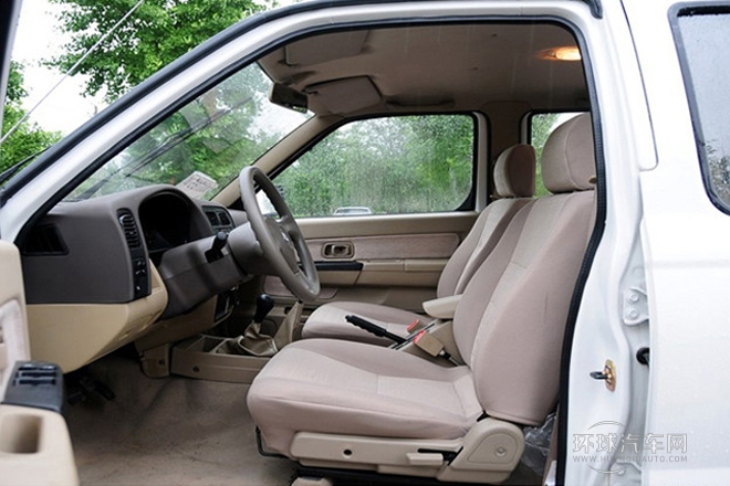 2013款 2.2T柴油兩驅標準型ZD22TE