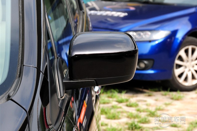 2013款 2.5L 尊貴版