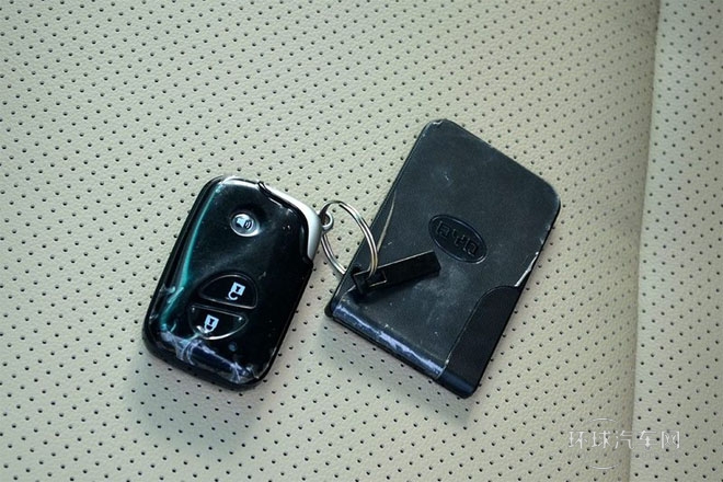 2014款 1.5L 自動(dòng)豪華型