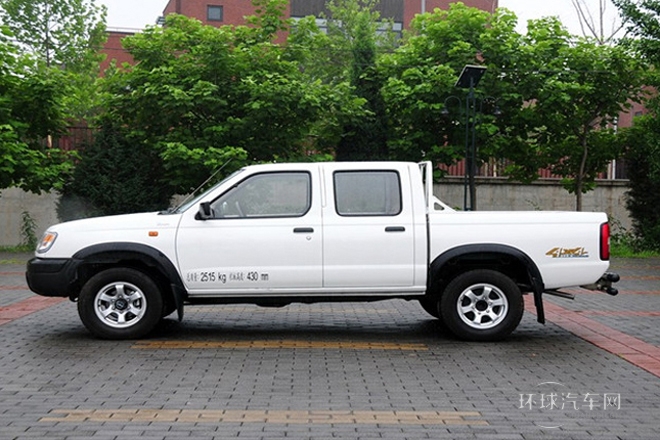 2013款 2.2T柴油兩驅標準型ZD22TE