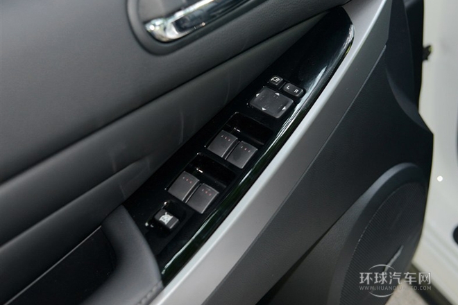 2014款 2.3T 四驅運動版