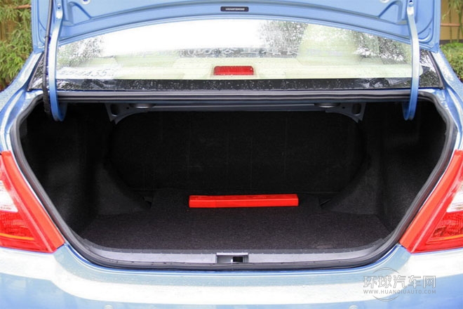 2014款 1.5L 自動尊貴型