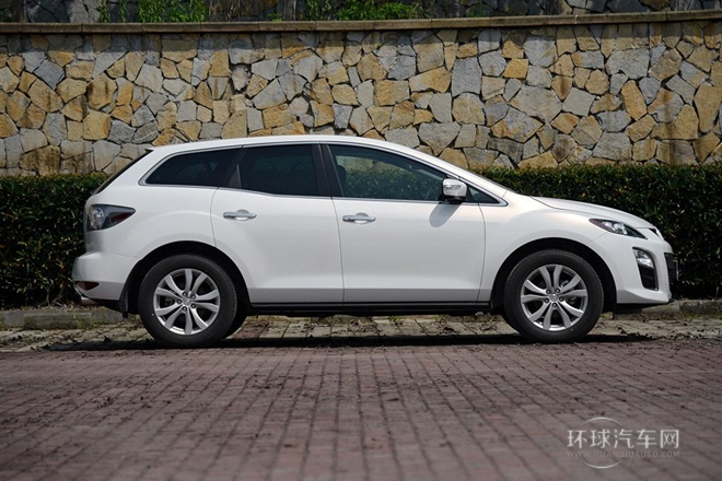 2014款 2.3T 四驅(qū)運(yùn)動(dòng)版