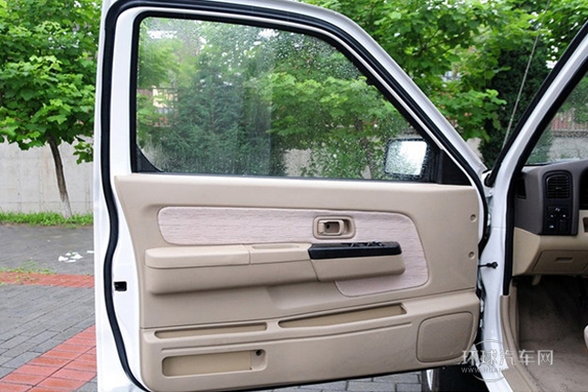 2013款 2.2T柴油四驅(qū)標(biāo)準(zhǔn)型ZD22TE