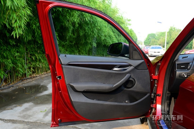 2014款 sDrive18i X設計套裝