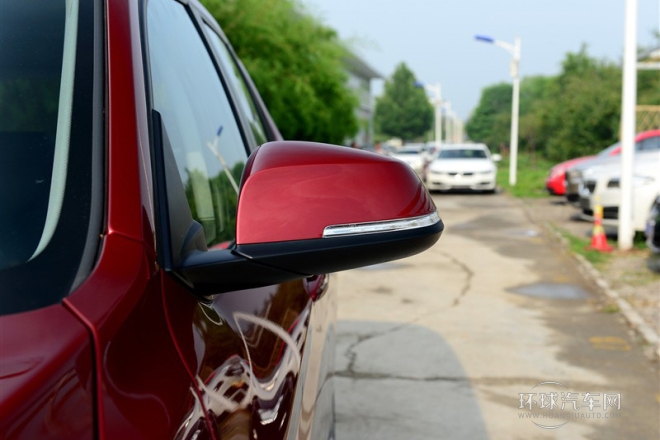 2014款 sDrive18i X設計套裝