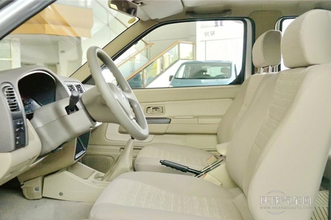 2013款 2.5T柴油兩驅標準型ZD25TCR