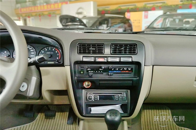 2013款 2.5T柴油兩驅豪華型ZD25TCR