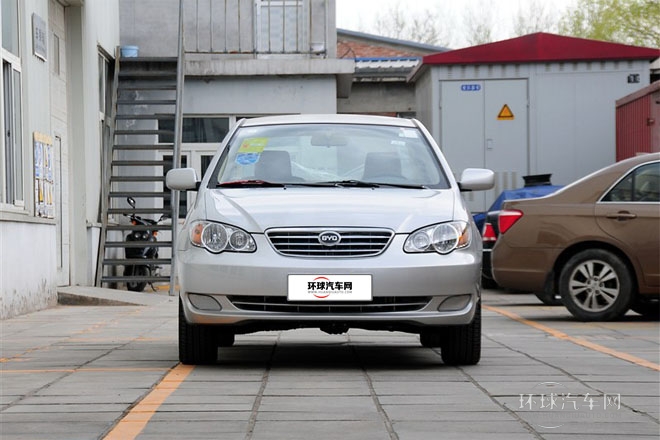 2012款 1.5L 標(biāo)準(zhǔn)型GL-i