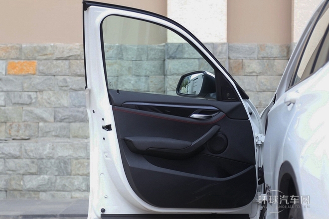 2014款 sDrive18i 運動設計套裝