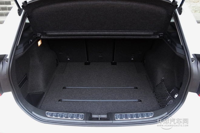 2014款 sDrive18i 運(yùn)動(dòng)設(shè)計(jì)套裝