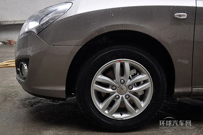 2011款 1.6L 手動舒適型