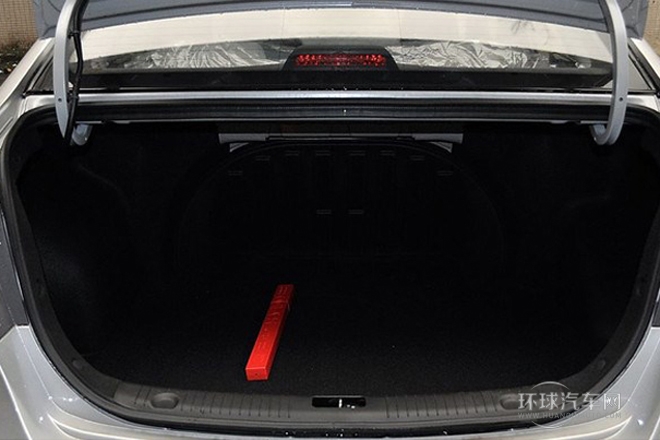 2011款 1.6L 手動舒適型