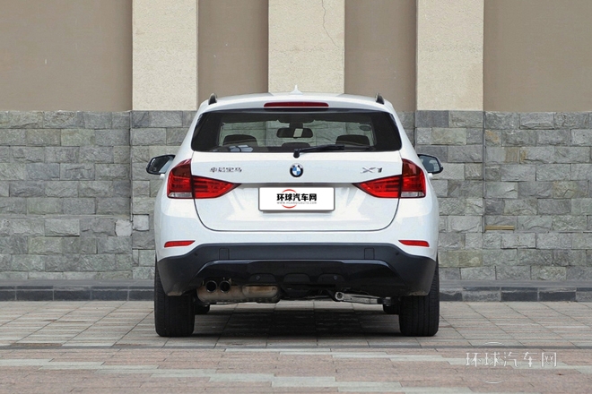 2014款 sDrive18i 運(yùn)動(dòng)設(shè)計(jì)套裝