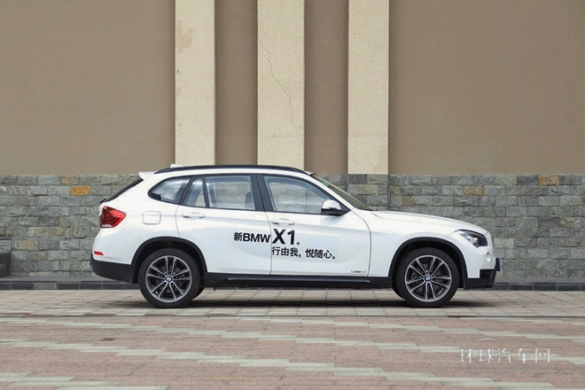 2014款 sDrive18i 運(yùn)動(dòng)設(shè)計(jì)套裝