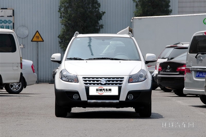 2012款 銳騎 1.6L 自動運(yùn)動型