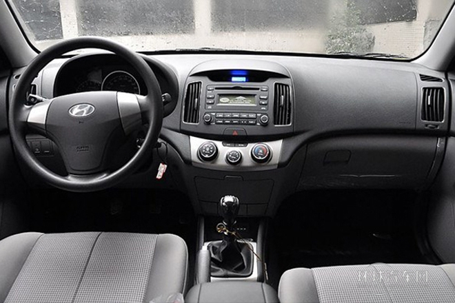 2011款 1.6L 手動(dòng)舒適型