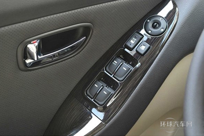 2011款 1.6L 自動舒適型