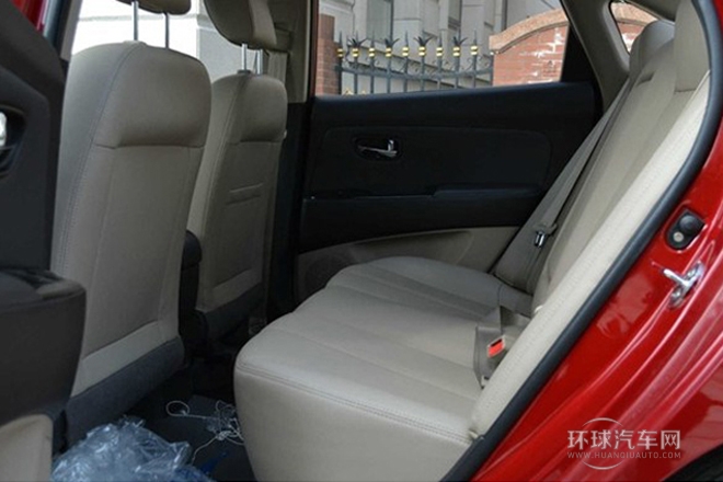 2011款 1.6L 自動舒適型