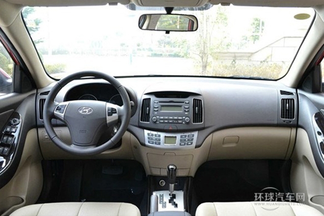 2011款 1.6L 自動舒適型