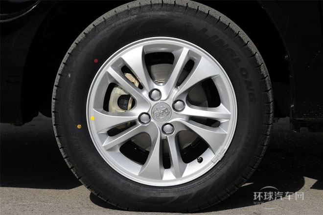 2014款 1.5L 手動豪華型