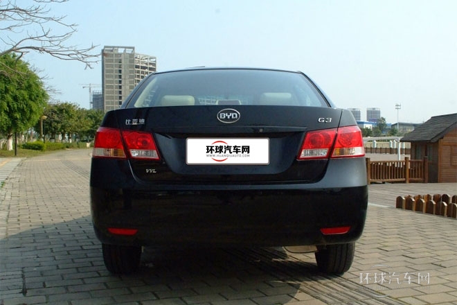 2012款 1.5L 手動(dòng)標(biāo)準(zhǔn)型