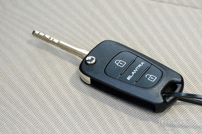 2011款 1.6L 手動豪華型