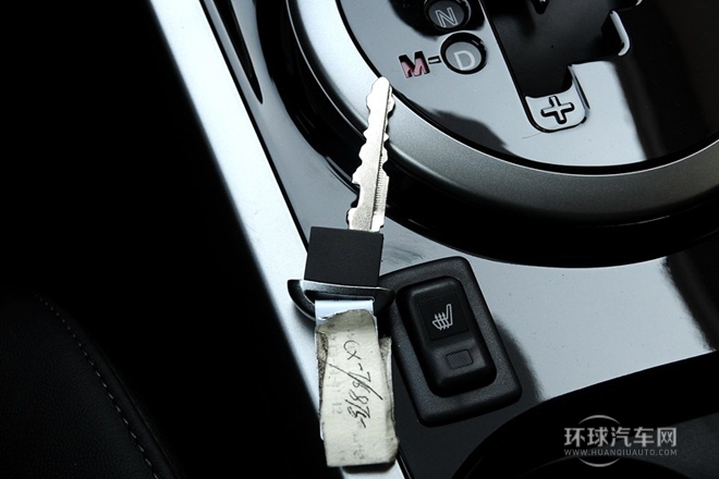 2014款 2.5L 兩驅(qū)豪華版