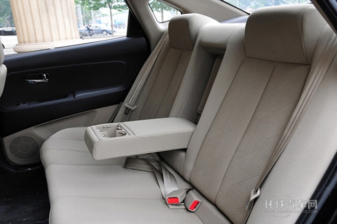 2011款 1.6L 手動豪華型