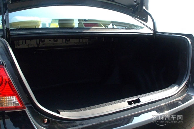 2012款 1.5L 手動標準型