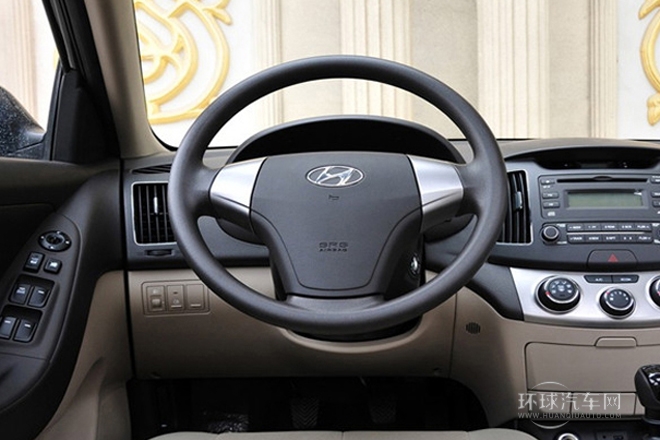 2011款 1.6L 手動豪華型