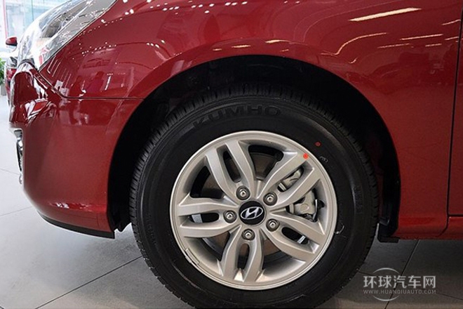 2011款 1.6L 自動豪華型