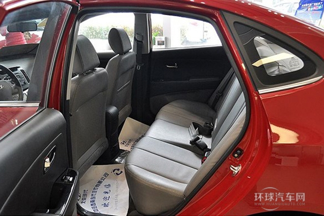 2011款 1.6L 自動豪華型