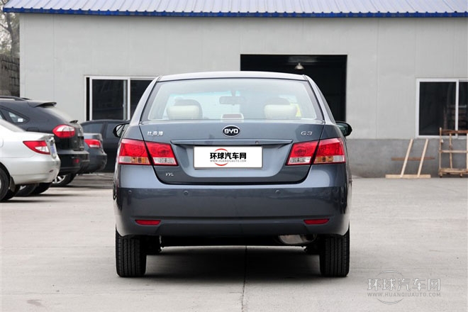 2012款 1.5L 手動(dòng)豪華型