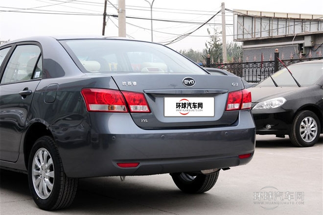 2012款 1.5L 手動豪華型