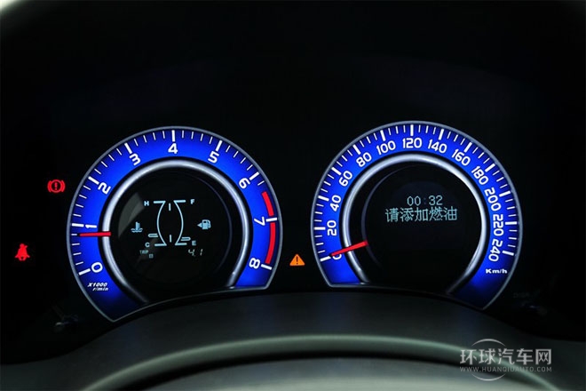 2012款 1.5L 手動(dòng)豪華型