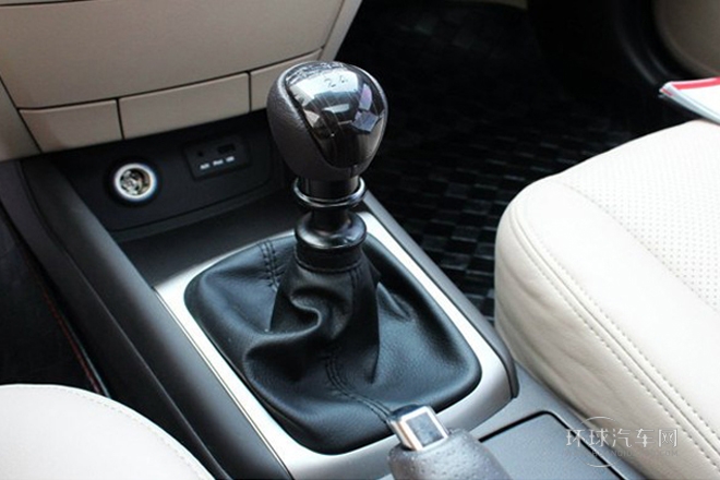 2011款 1.6L 手動頂級型