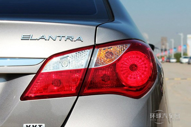 2011款 1.6L 手動頂級型