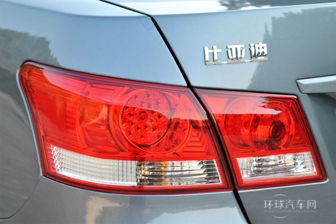 2012款 1.8L CVT豪華型