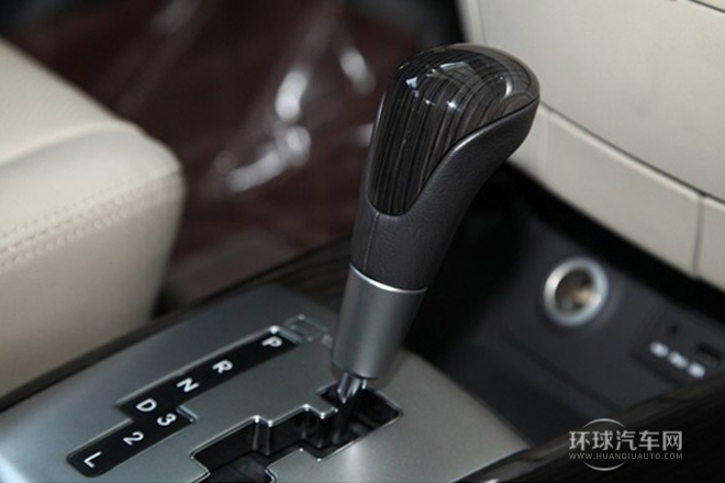 2011款 1.8L 自動豪華型