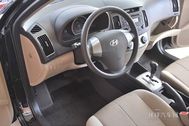 2011款 1.8L 自動豪華型